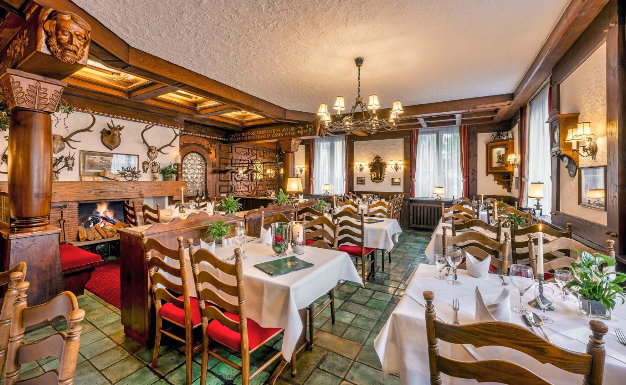 Hotel Krone Рилазинген-Ворблинген Экстерьер фото
