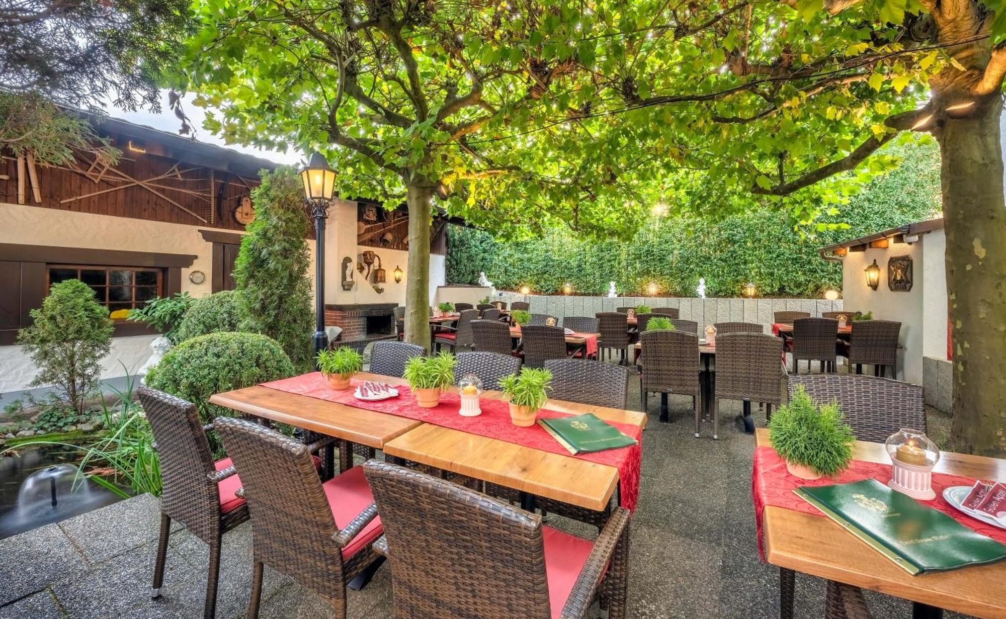 Hotel Krone Рилазинген-Ворблинген Экстерьер фото