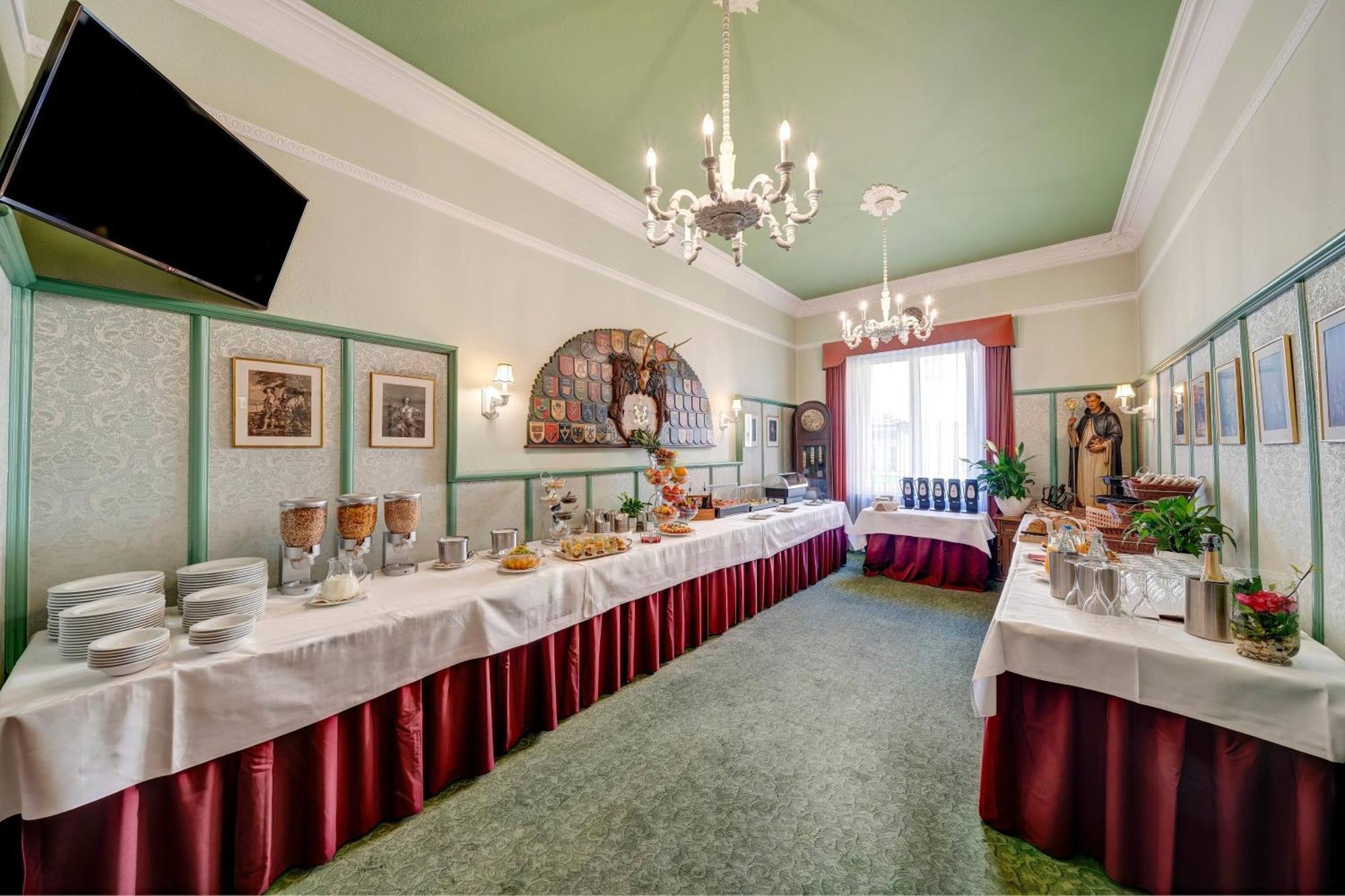 Hotel Krone Рилазинген-Ворблинген Экстерьер фото