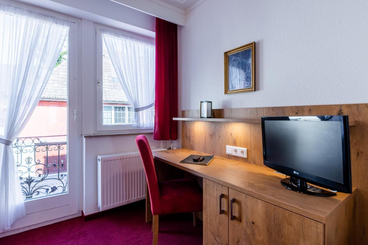 Hotel Krone Рилазинген-Ворблинген Экстерьер фото